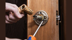 SwiftSecure Locksmith East Grinstead